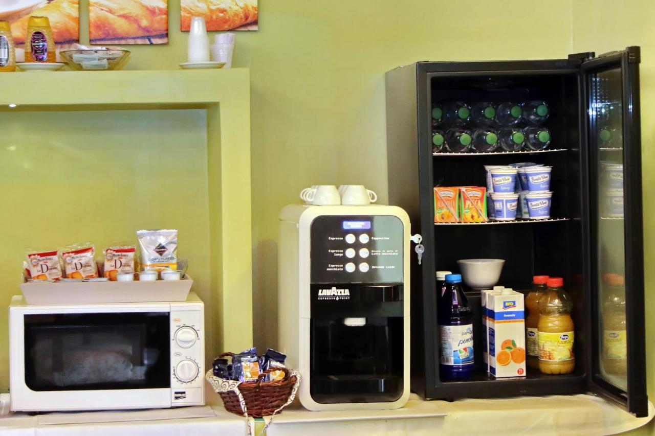Antico Platano Bed & Breakfast Рим Екстериор снимка
